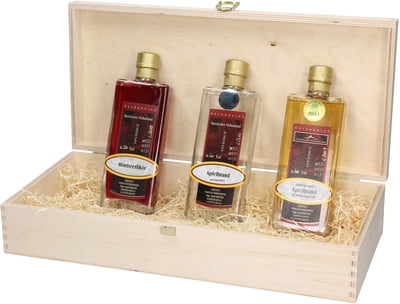 Krenac Geschenksbox aus Holz samt 3 x 0,2 Liter div Brände